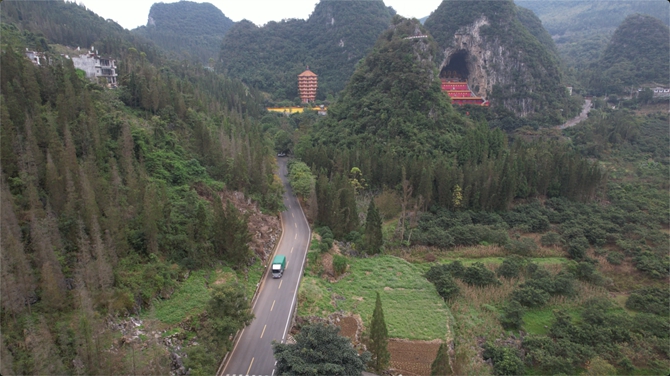 重载征云贵之兴义万峰林山路，领航大G-重载版何以成为“硬核伙伴”？